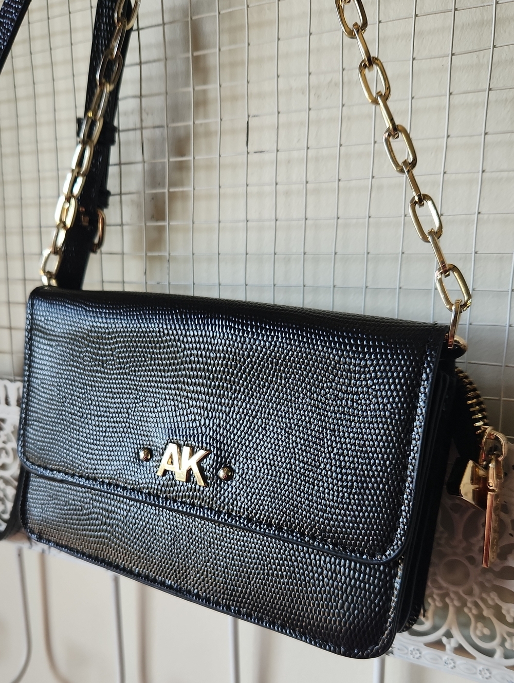 Anne Klein Faux Snakeskin Black Gold Small Chain Crossbody Bag - Picture 2 of 13